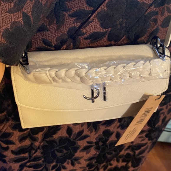 STEVE MADDEN “Top Handle Wallet” Crossbody NWT OATMILK PEBBLED LEATHER - Picture 6 of 10